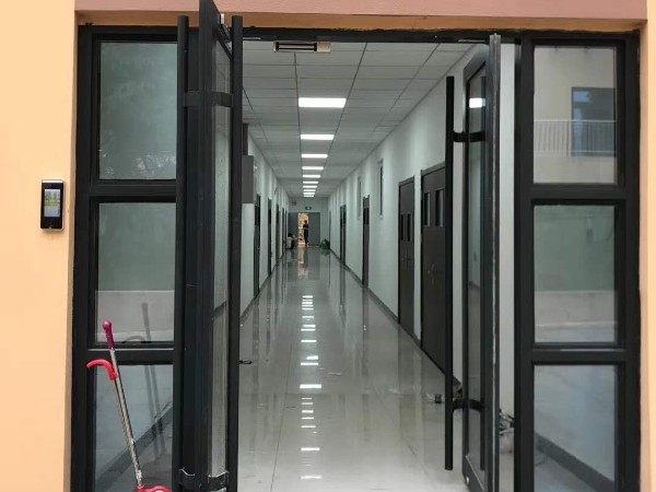 豪盛时代华城小区可视化楼宇对讲系统改造施工,选择陕西鑫安安防 豪盛时代华城小区可视化楼宇对讲系统改造施工,选择陕西鑫安安防